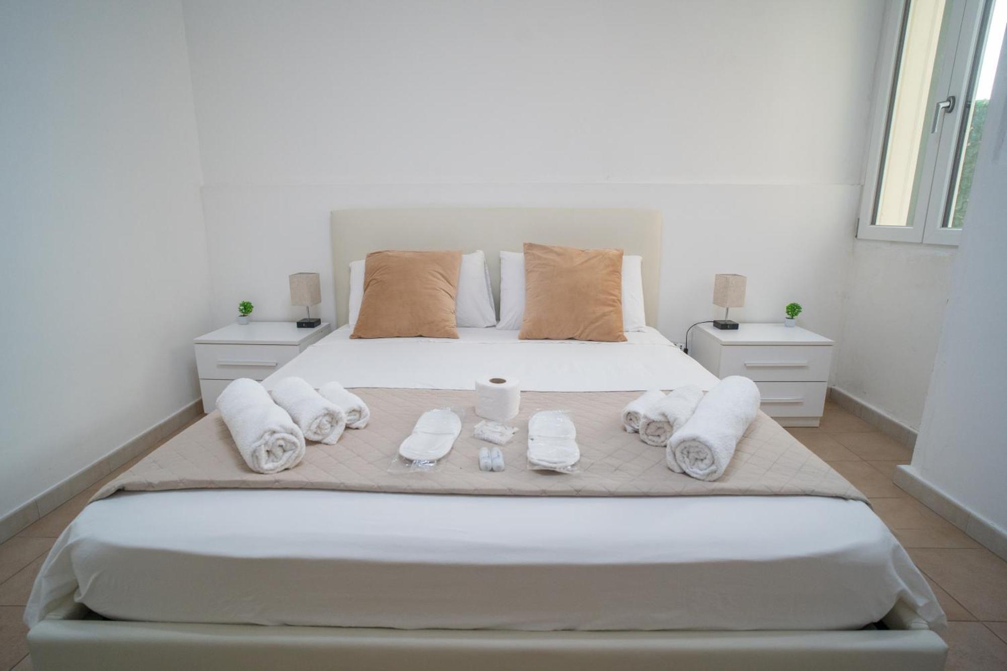 Bed and Breakfast Whitehouse Lecce Exterior foto