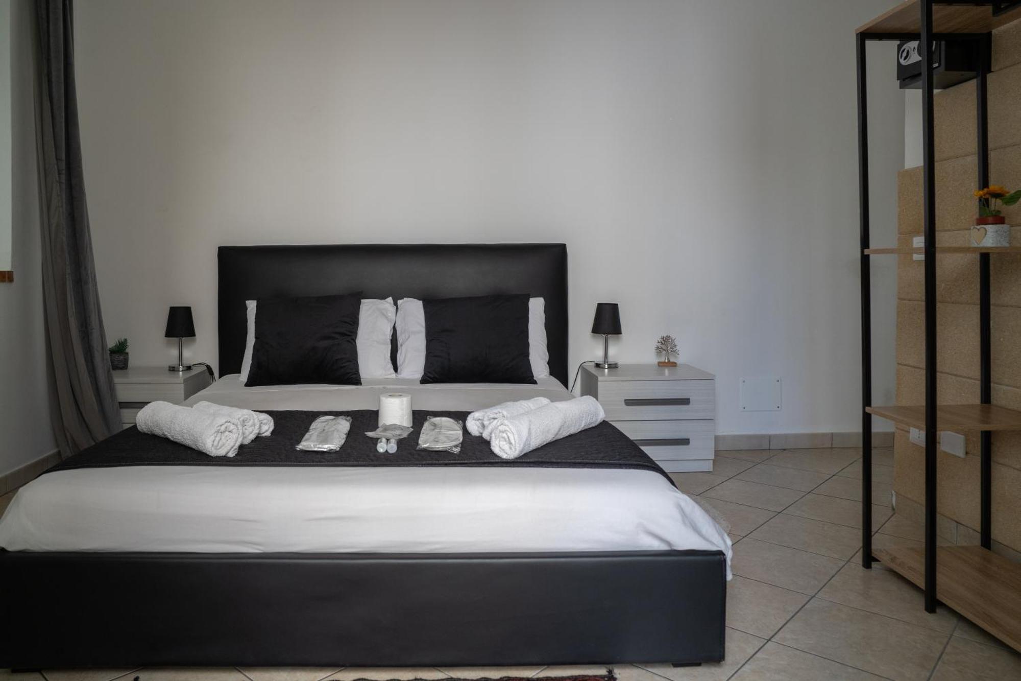 Bed and Breakfast Whitehouse Lecce Exterior foto
